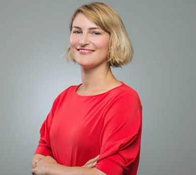 Dr. Astrid Dirksen
